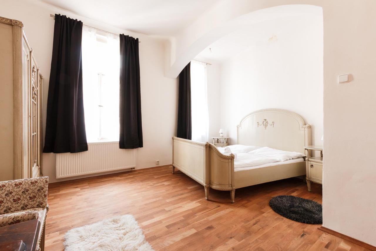 Apartment Days - Stylish New Town Prag